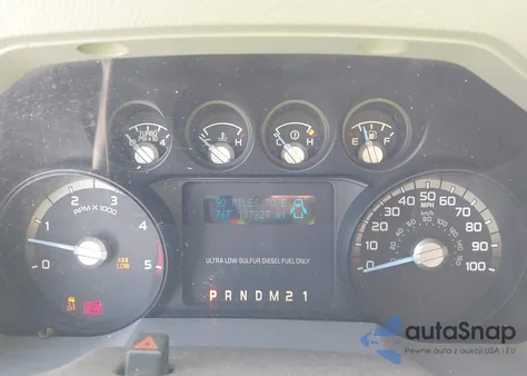 2011 Ford F-250 Xl z USA, uszkodzony, nr VIN 1FT7X2BT4BEC90939